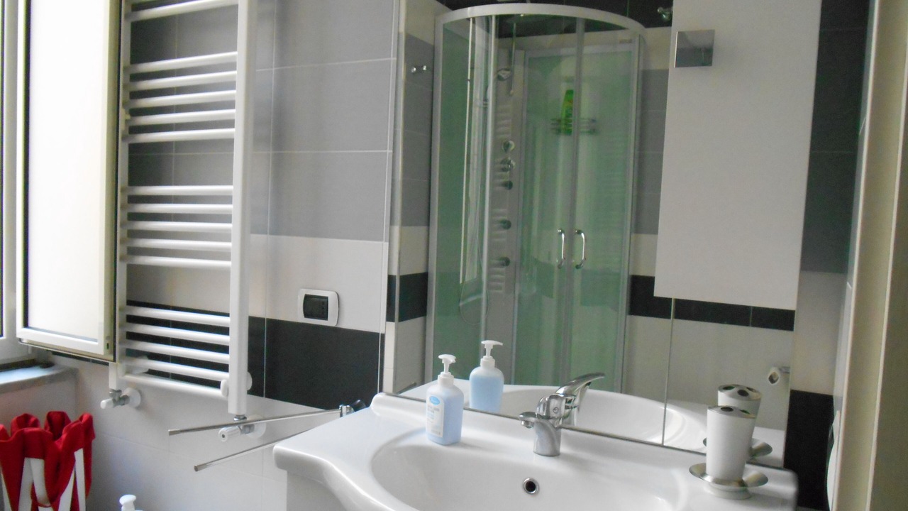Photo of Bathroom in Chiaia