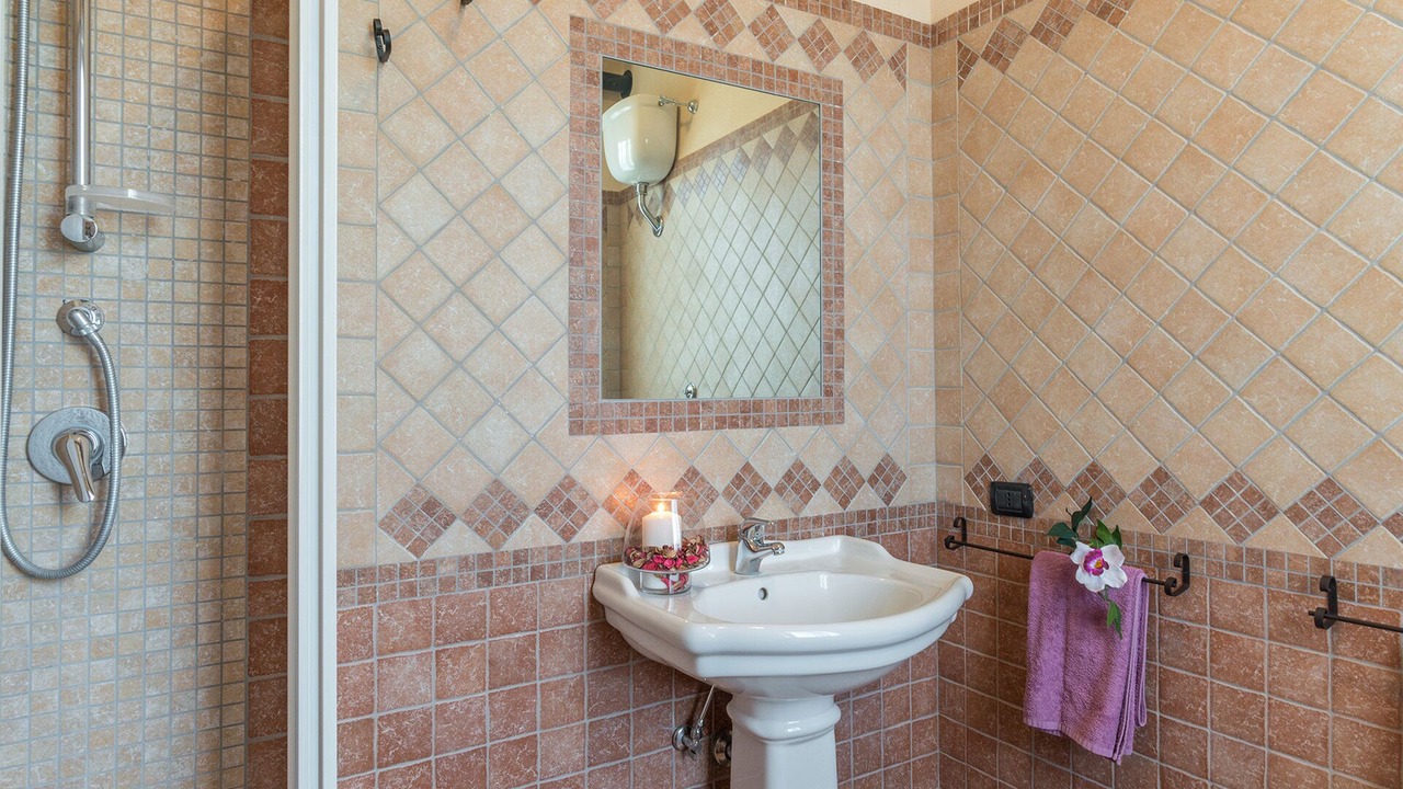 Photo of Bathroom in Montoro