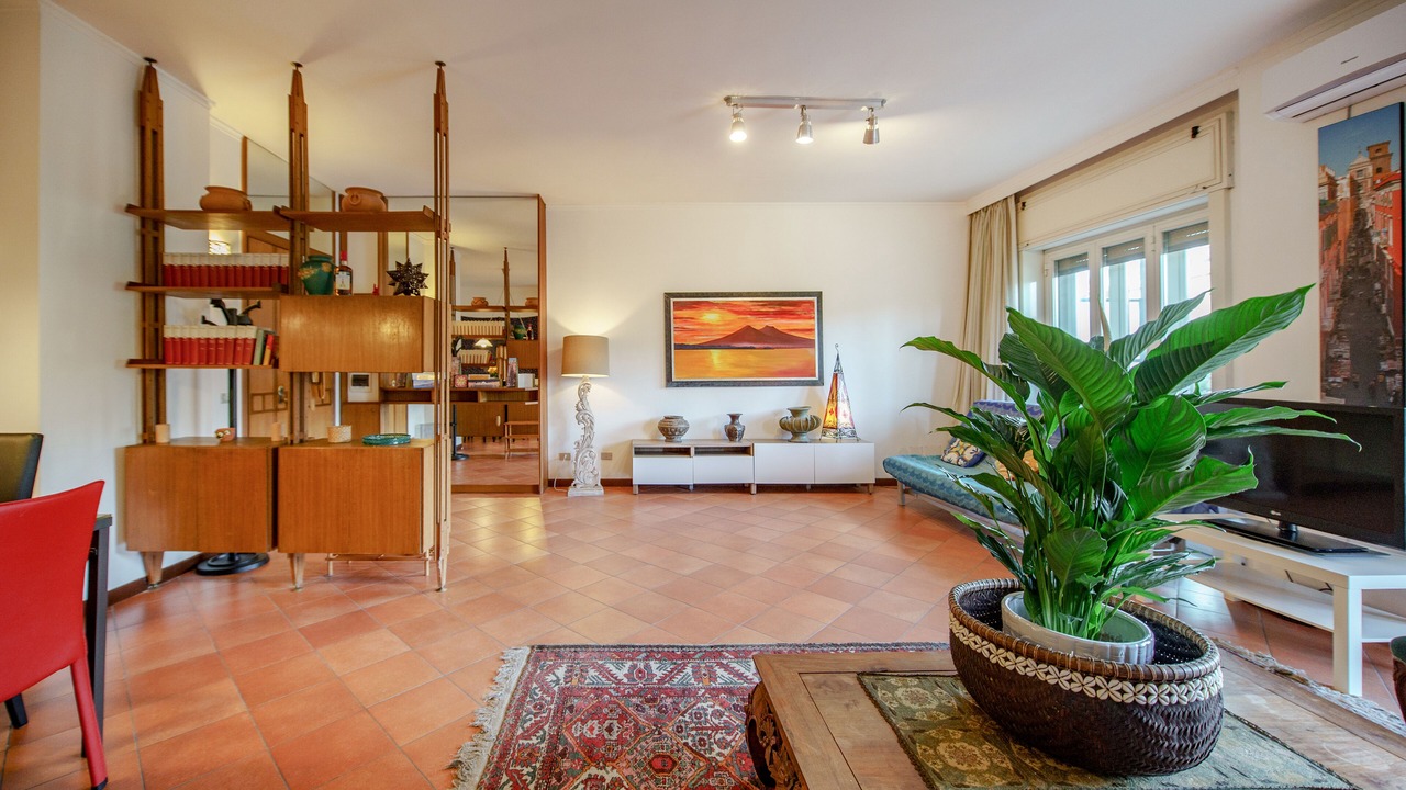 Photo of Livingroom in Naples City Centre