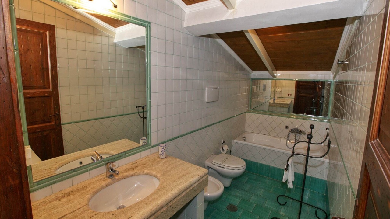 Photo of Bathroom in San Cipriano Picentino