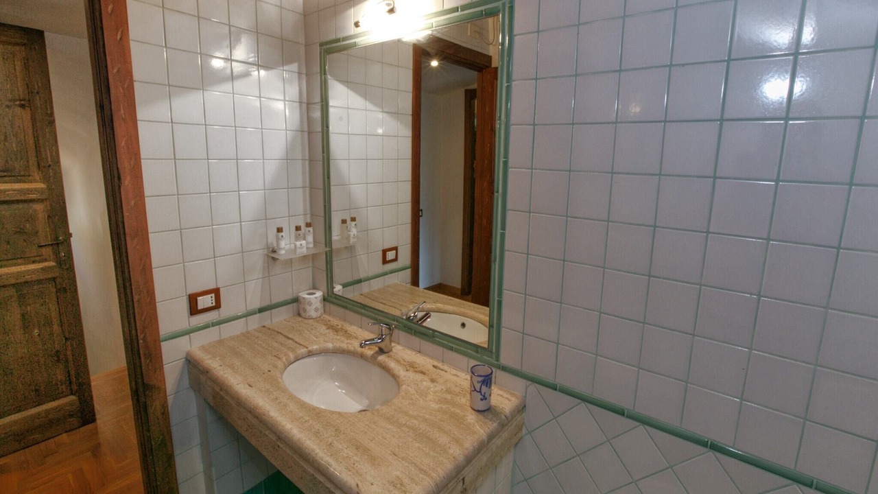 Photo of Bathroom in San Cipriano Picentino