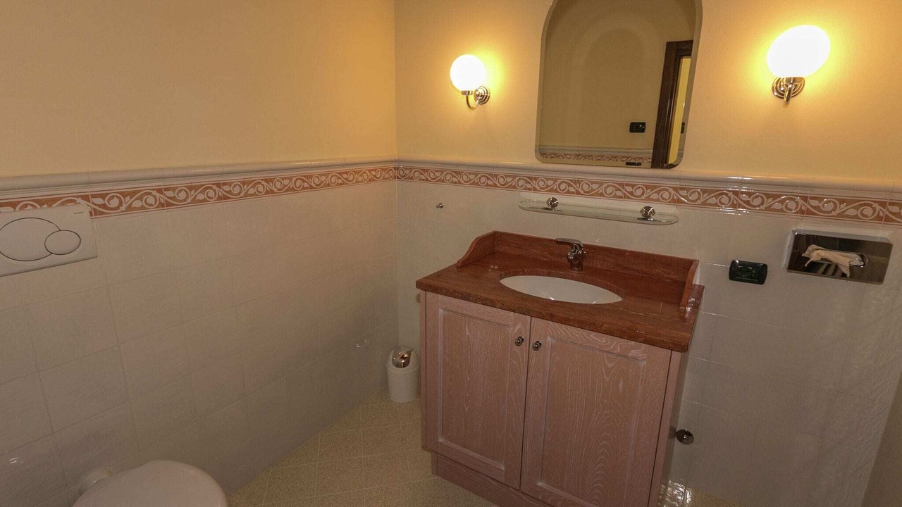 Photo of Bathroom in Poppi
