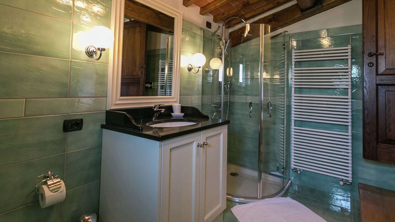 Photo of Bathroom in Poppi