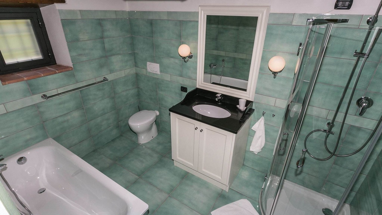 Photo of Bathroom in Poppi