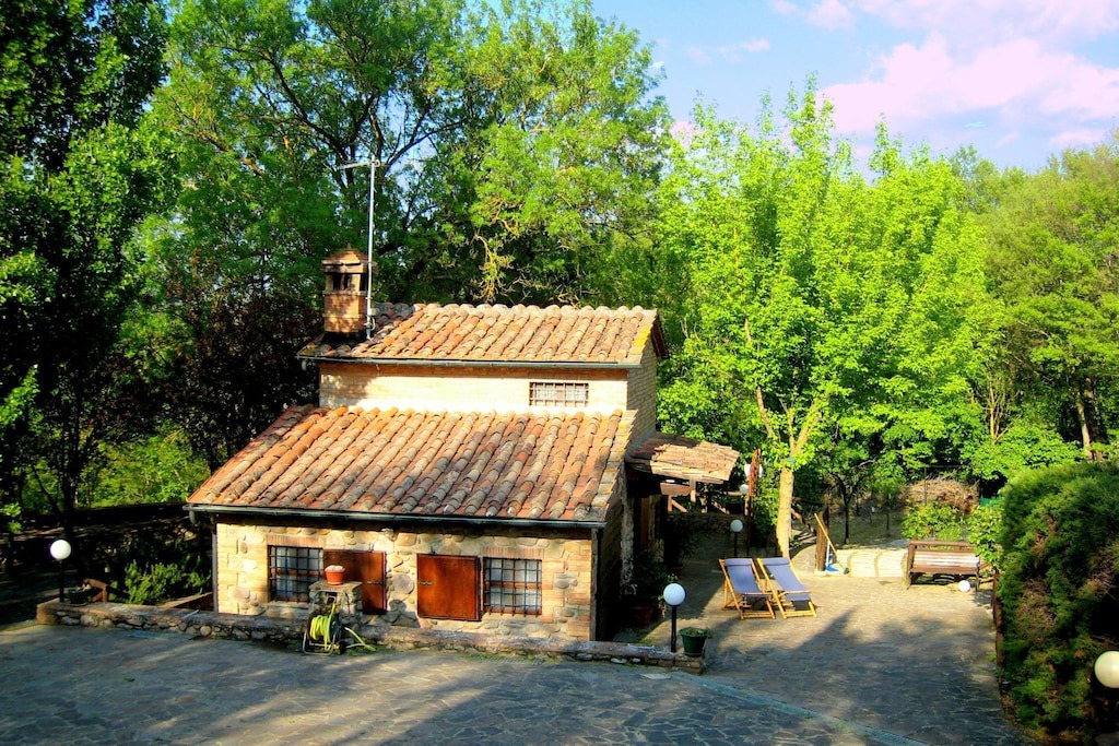 Photo of Buildings in Chiusdino