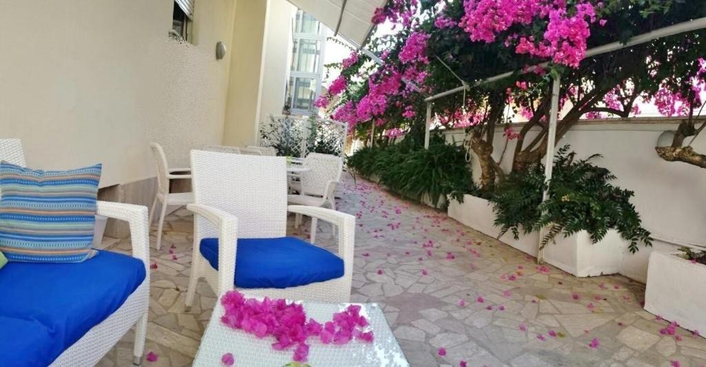 Photo of Others in Sperlonga