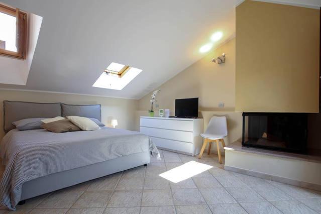 Photo of Bedroom in Historical Downtown Salerno