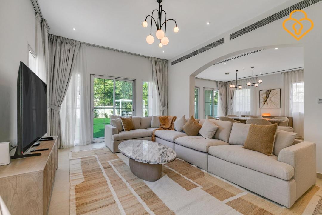 Photo of Livingroom in Jumeirah Village Triangle