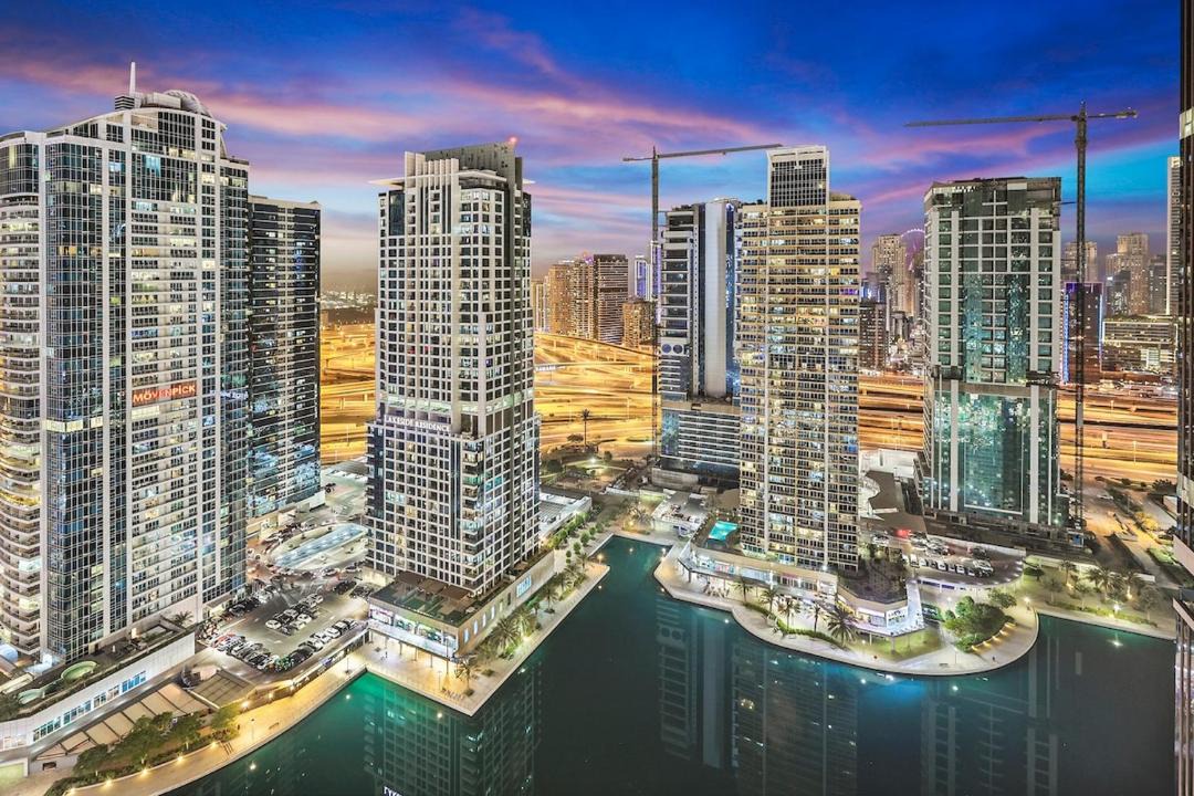 Photo of Buildings in Jumeirah Lake Towers