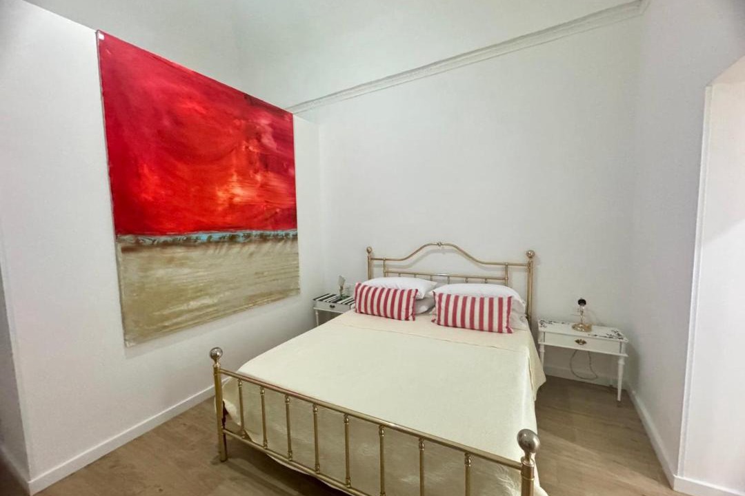 Photo of Bedroom in Meta