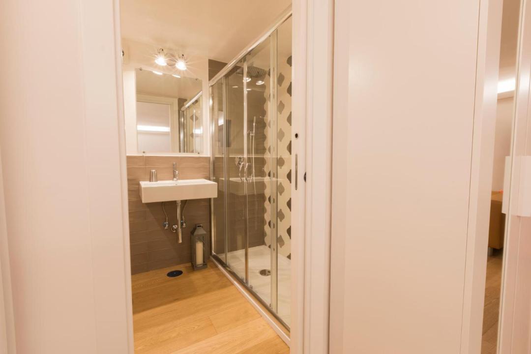 Photo of Bathroom in Quartieri Spagnoli
