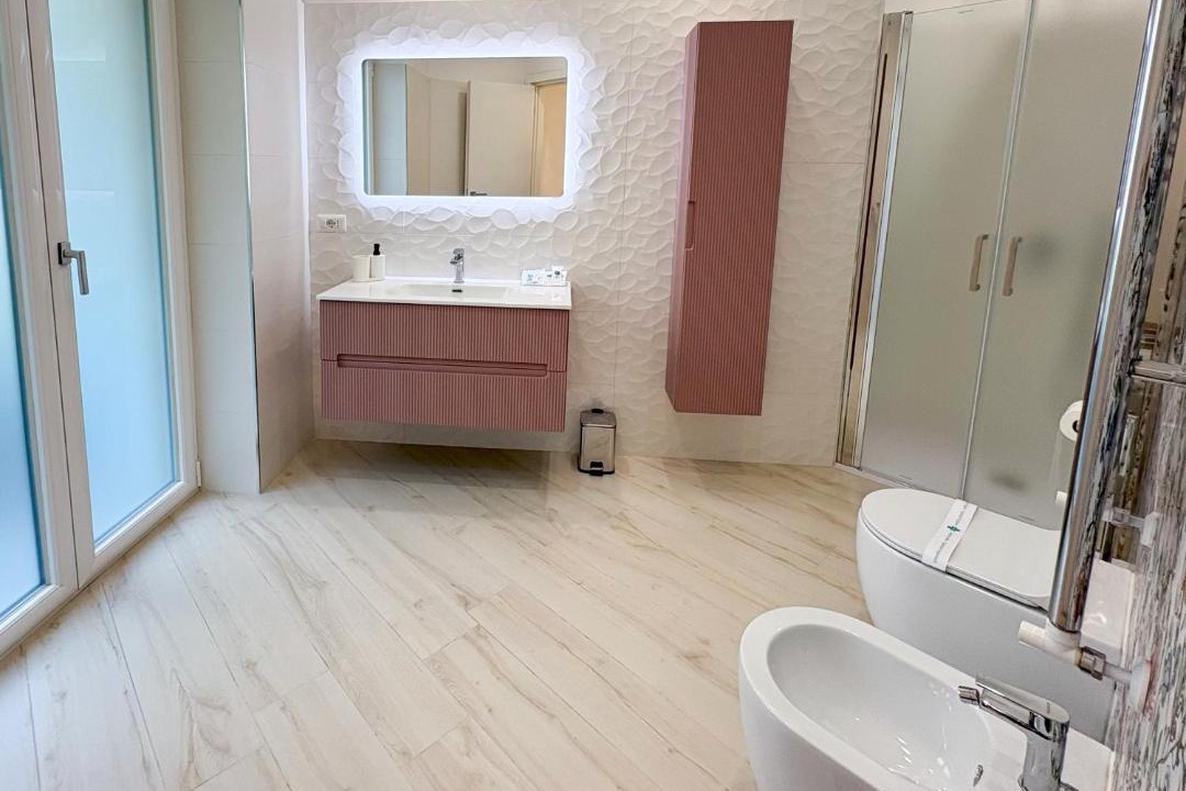 Photo of Bathroom in Capodimonte