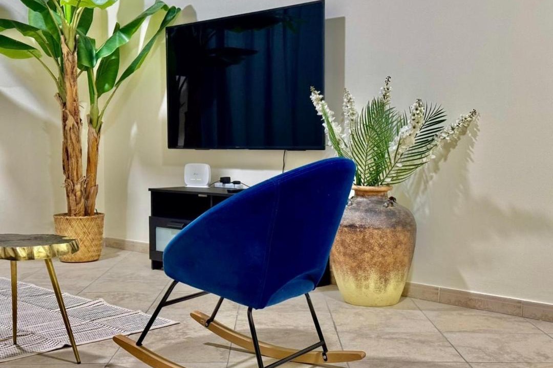 Photo of Livingroom in Motor City
