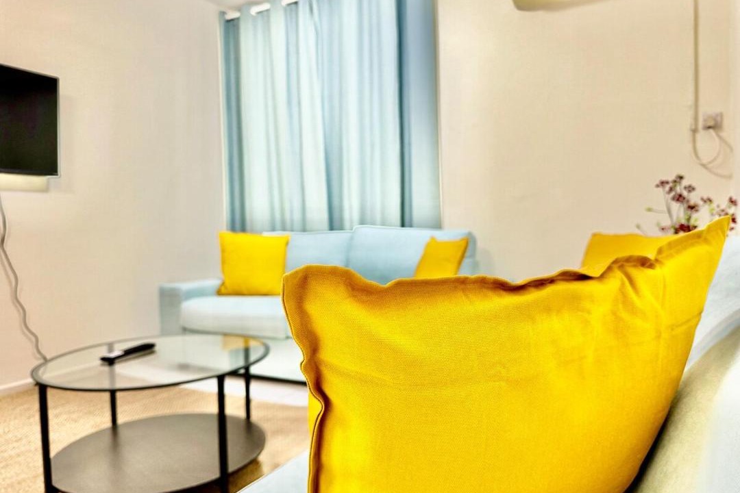 Photo of Livingroom in Al Mankhool