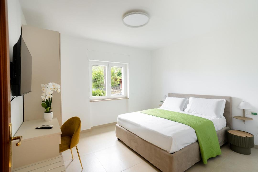 Photo of Bedroom in Meta