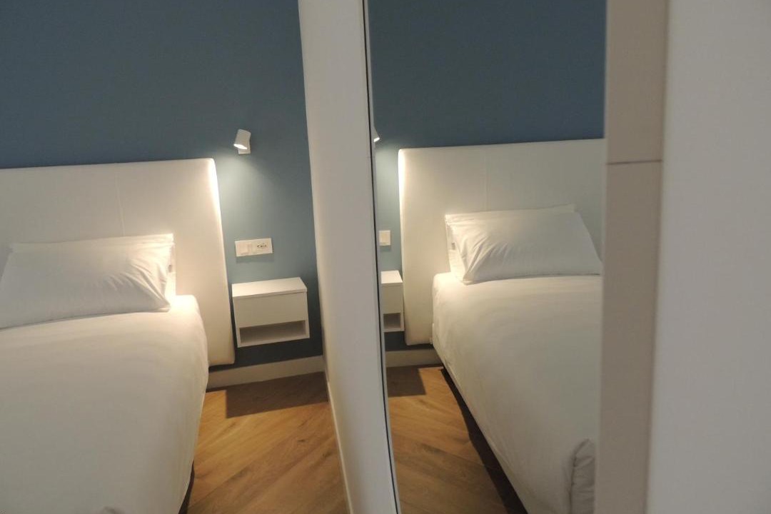 Photo of Bedroom in Maida