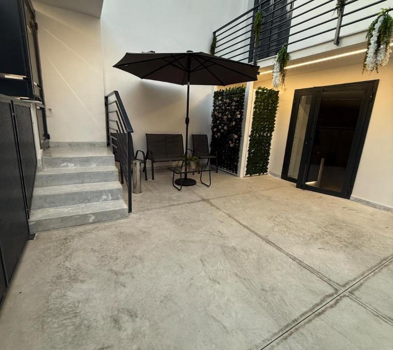 Photo of Patio Balcony in Naples