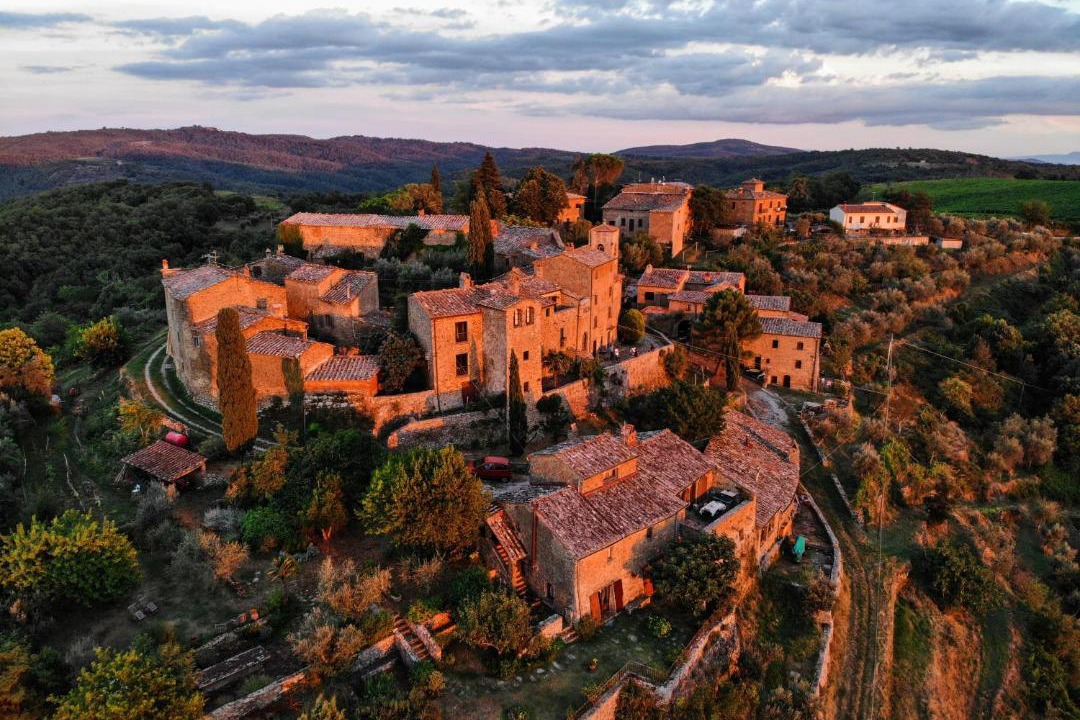 Photo of Buildings in Rapale