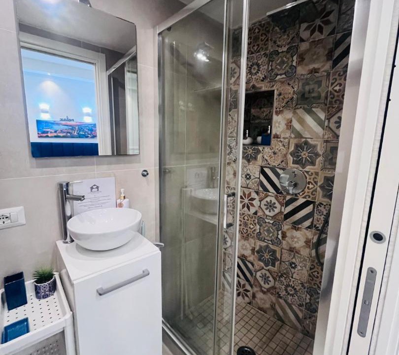 Photo of Bathroom in Quartieri Spagnoli