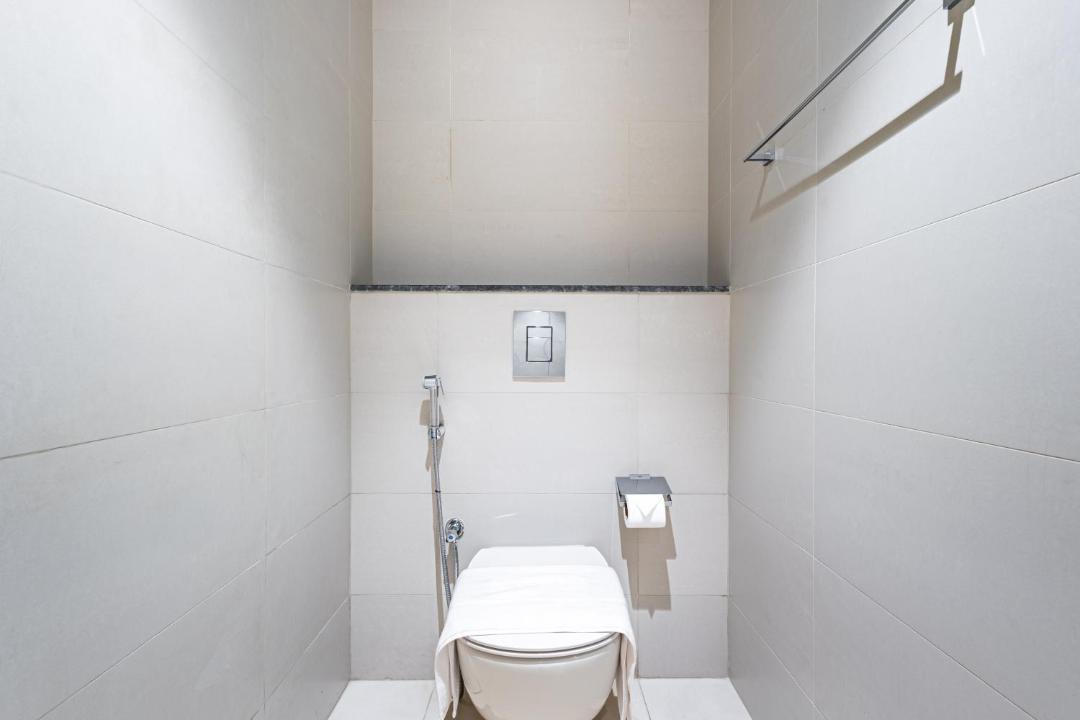 Photo of Bathroom in Za'abeel 2