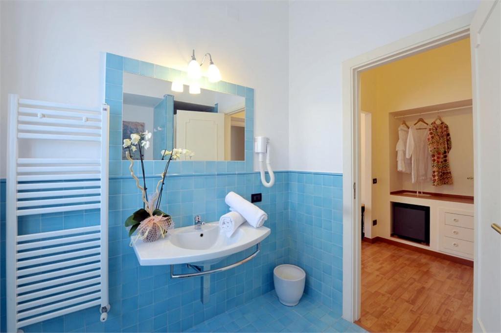 Photo of Bathroom in Sant'Agata sui Due Golfi