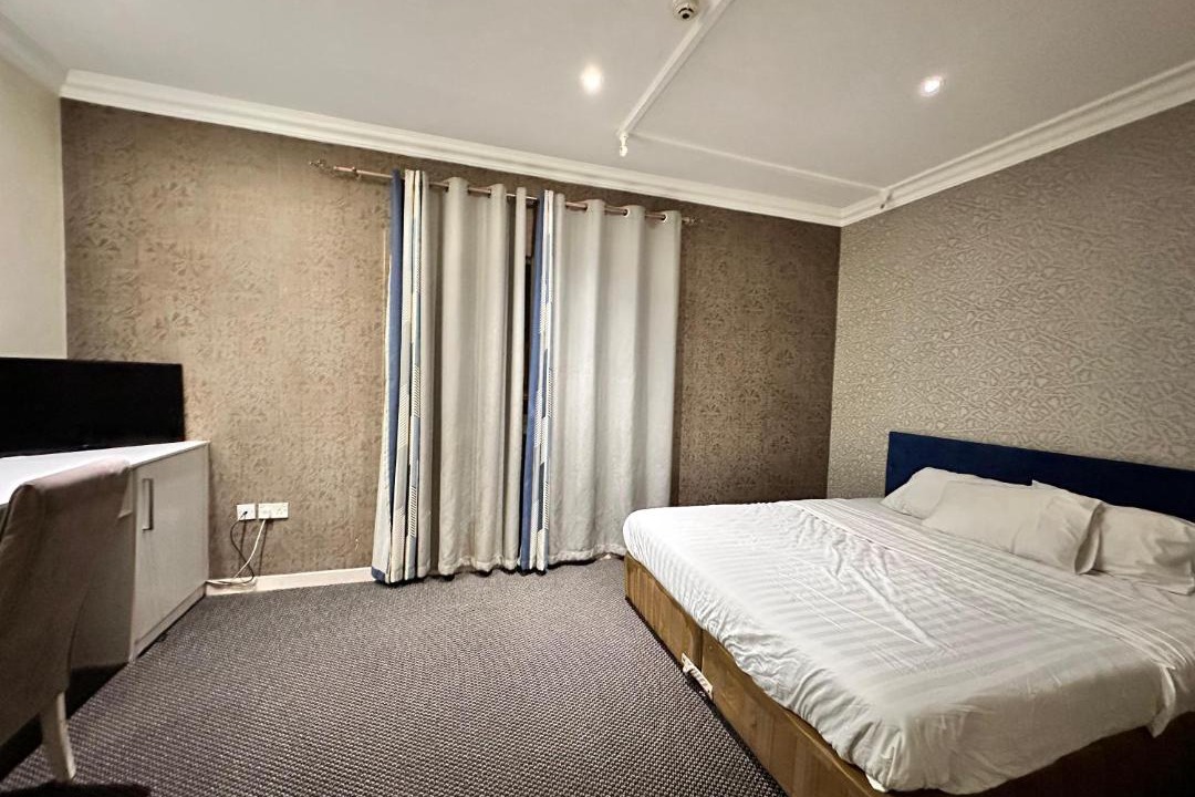 Photo of Bedroom in Al Muraqqabat