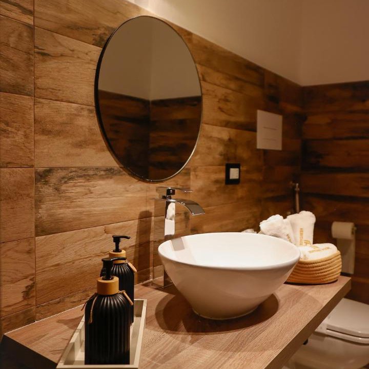 Photo of Bathroom in Nola