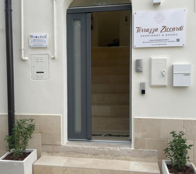 Photo of Others in Troia