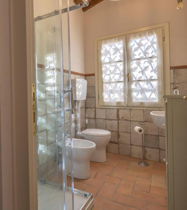 Photo of Bathroom in Morrona