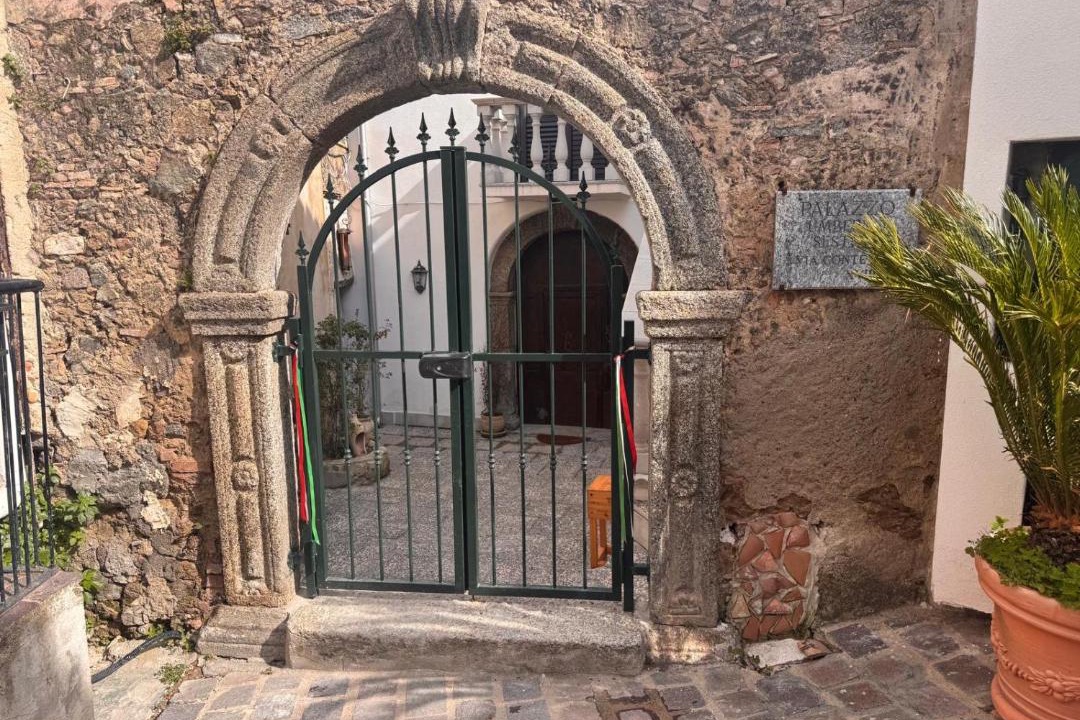 Photo of Others in Montauro