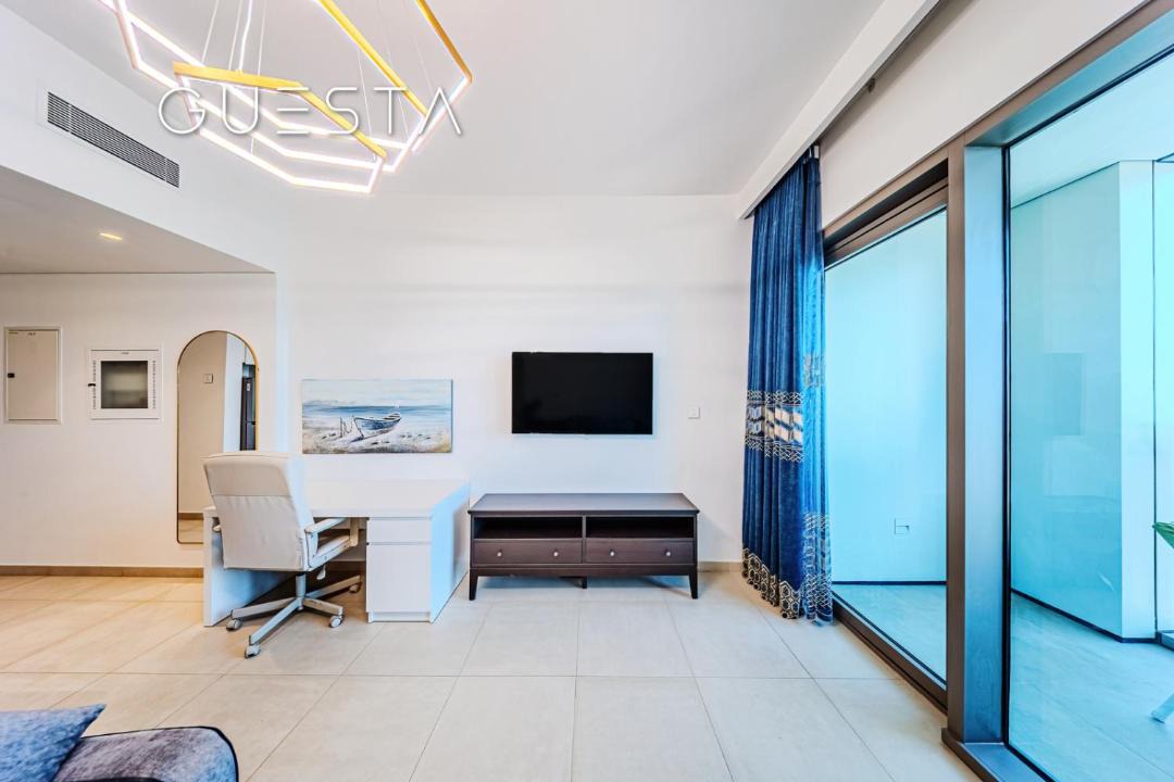 Photo of Livingroom in Za'abeel 2