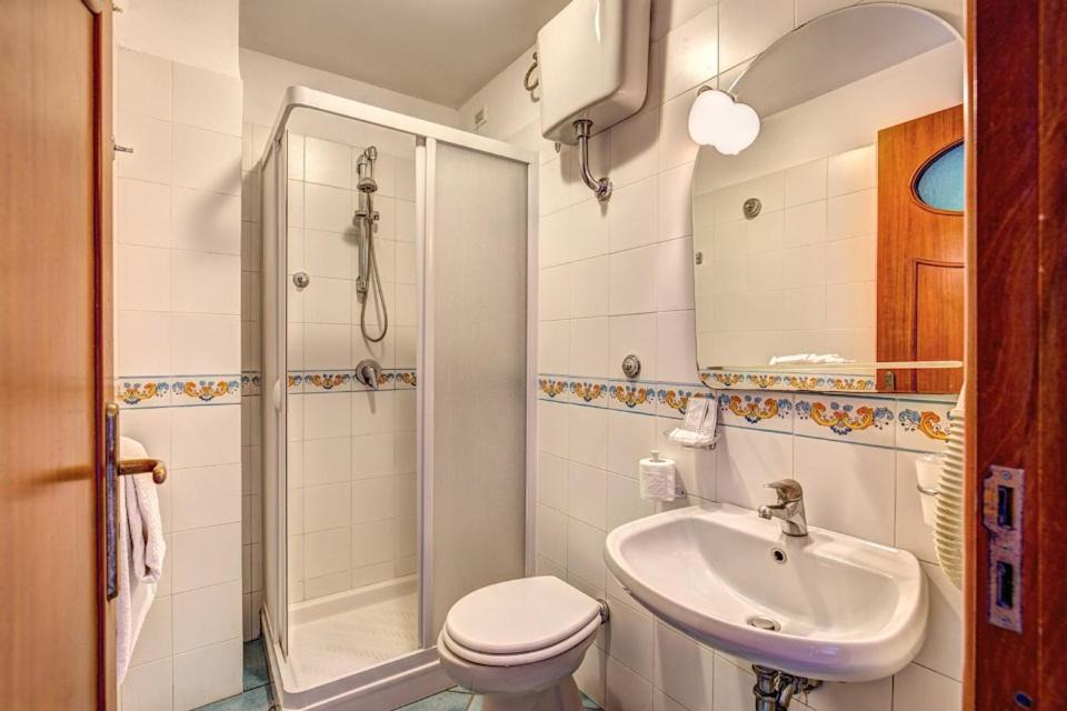 Photo of Bathroom in Marina Grande