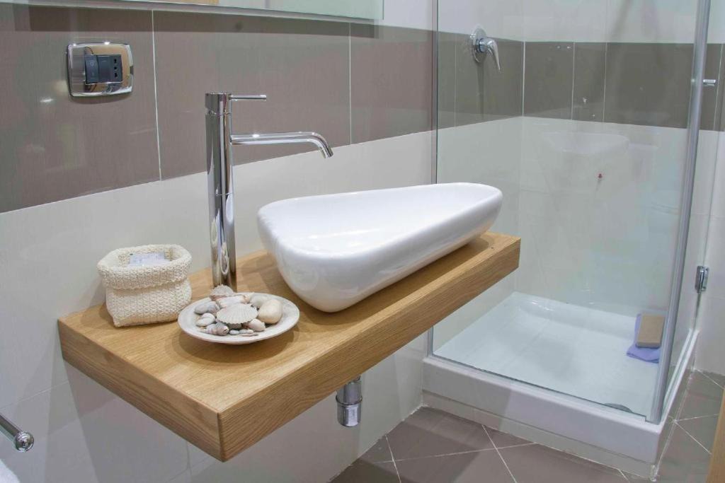 Photo of Bathroom in Frattamaggiore