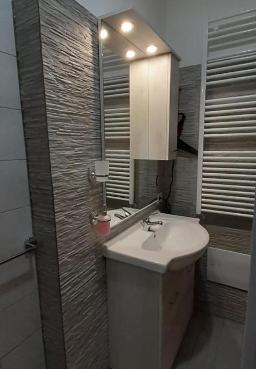 Photo of Bathroom in Recale