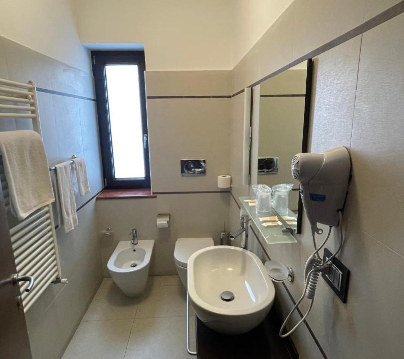 Photo of Bathroom in Lioni