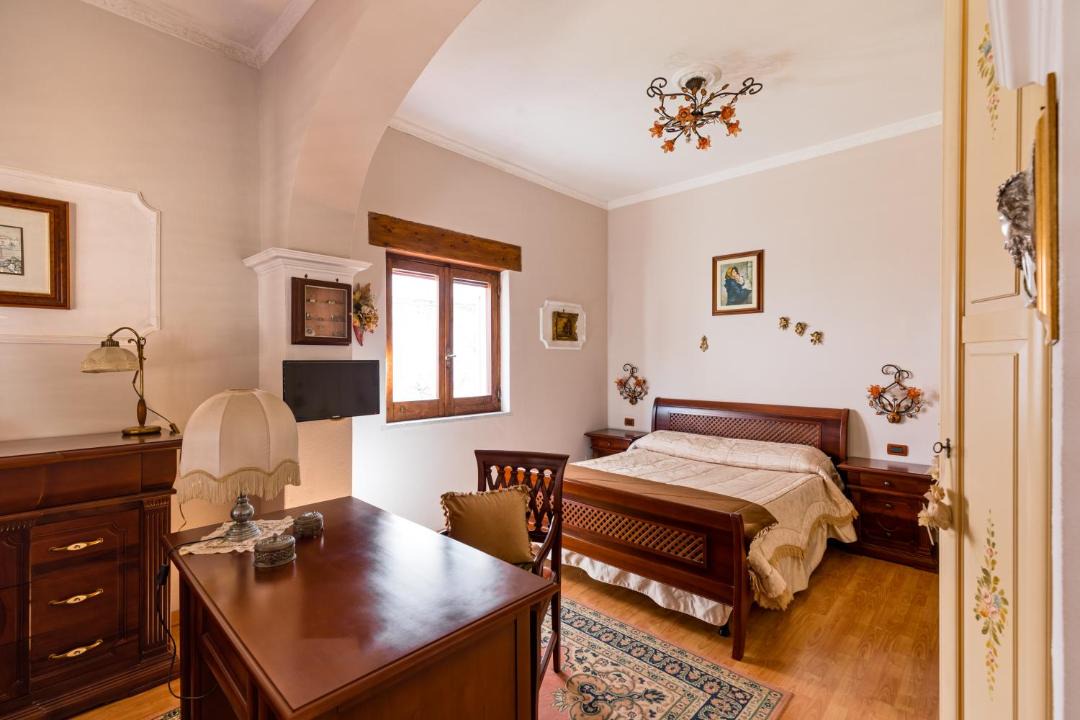 Photo of Bedroom in Ischia Porto