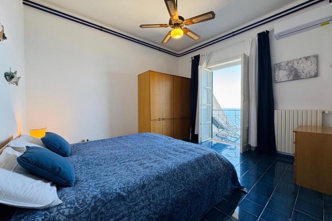 Photo of Bedroom in Seiano