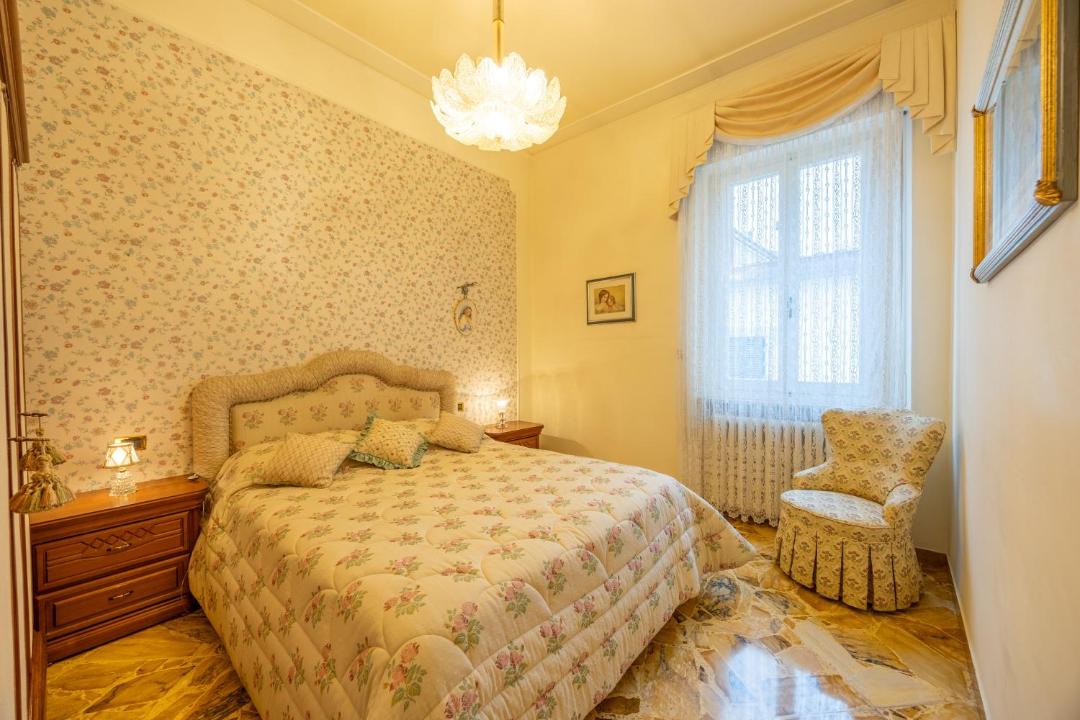 Photo of Bedroom in Arezzo