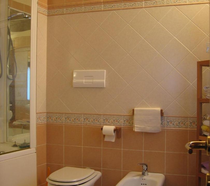 Photo of Bathroom in Pretoro