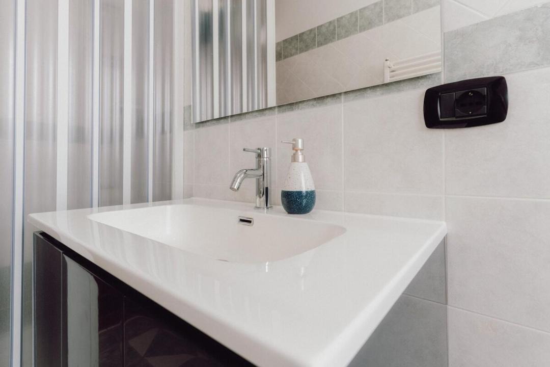 Photo of Bathroom in Locri