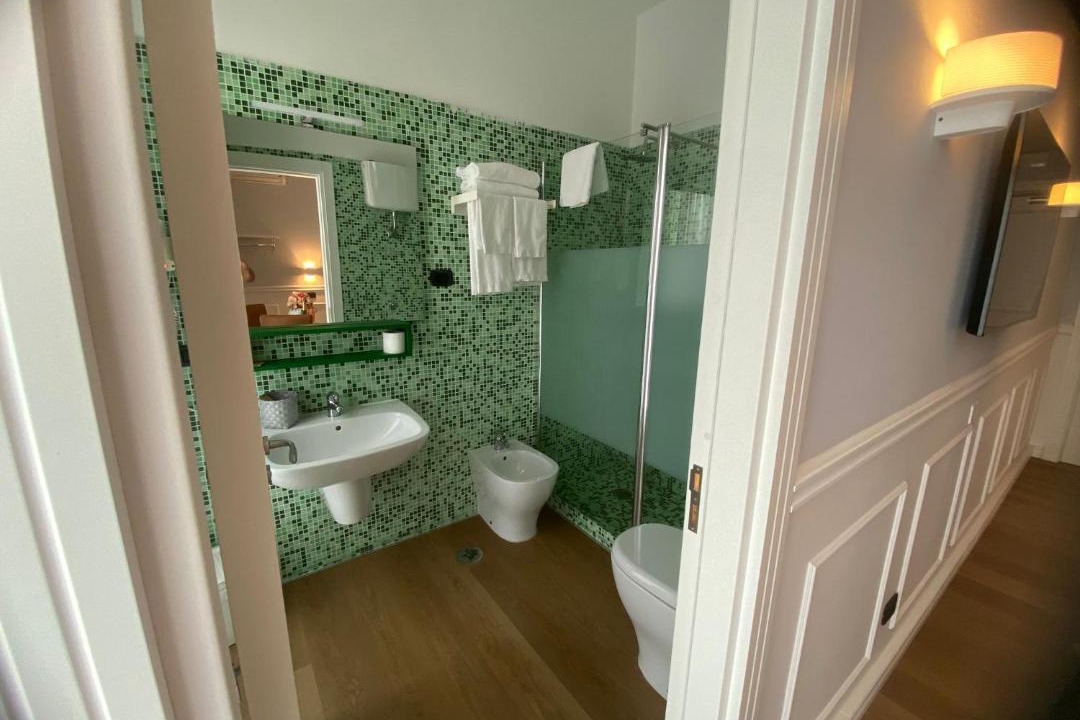 Photo of Bathroom in Giugliano in Campania