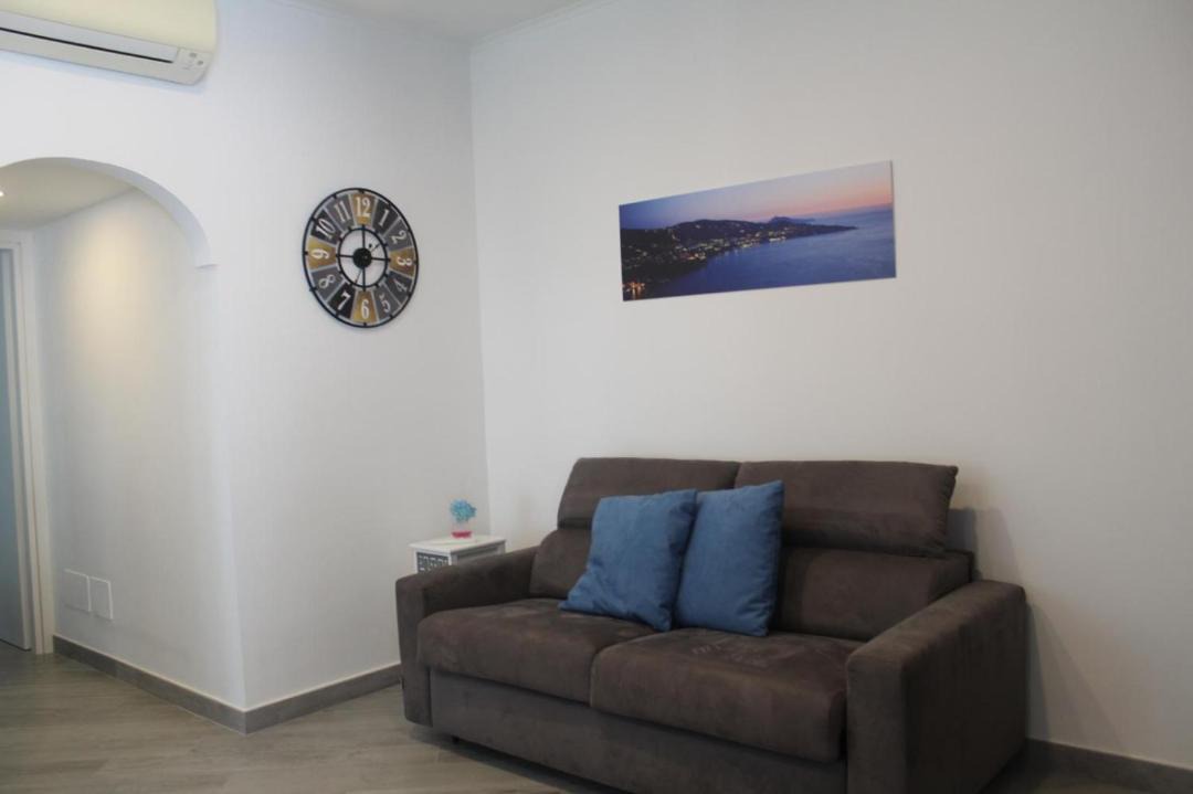 Photo of Livingroom in Meta