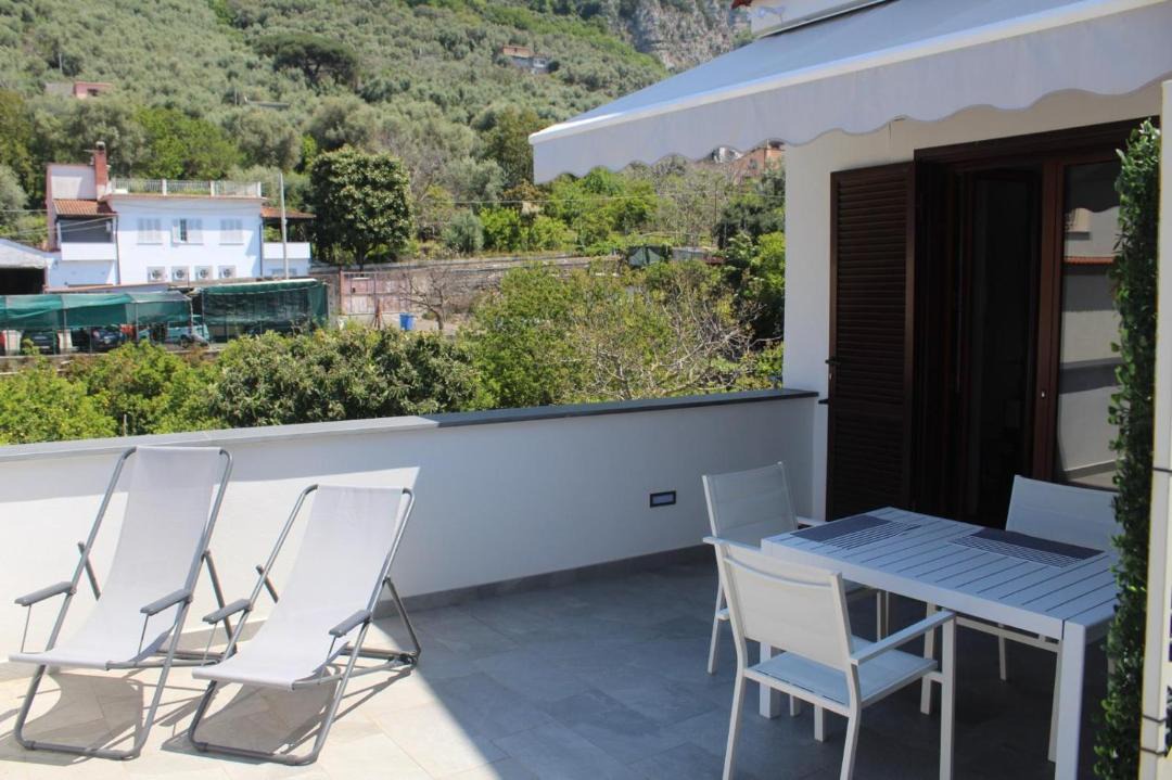 Photo of Patio Balcony in Meta