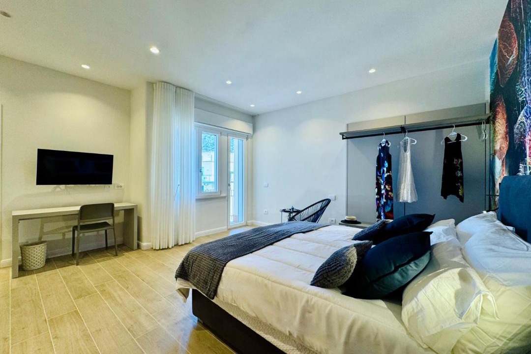 Photo of Bedroom in Meta