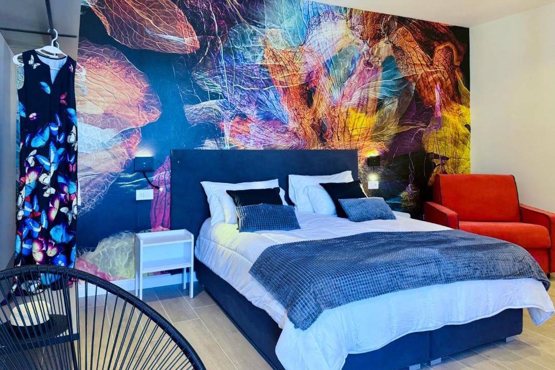 Photo of Bedroom in Meta