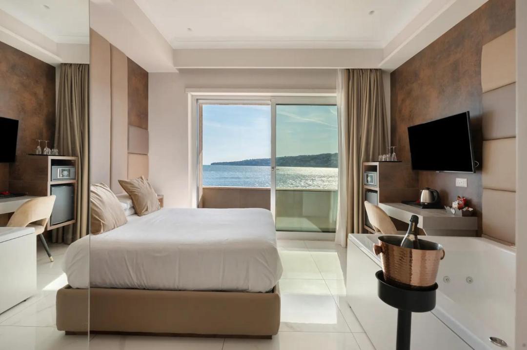 Photo of Bedroom in Chiaia