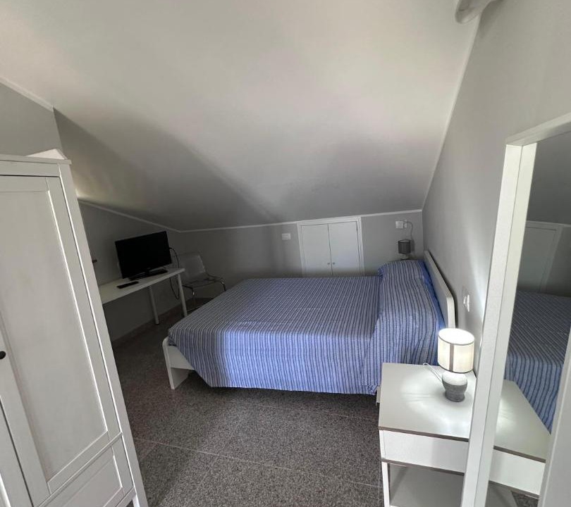 Photo of Bedroom in Marina di Davoli