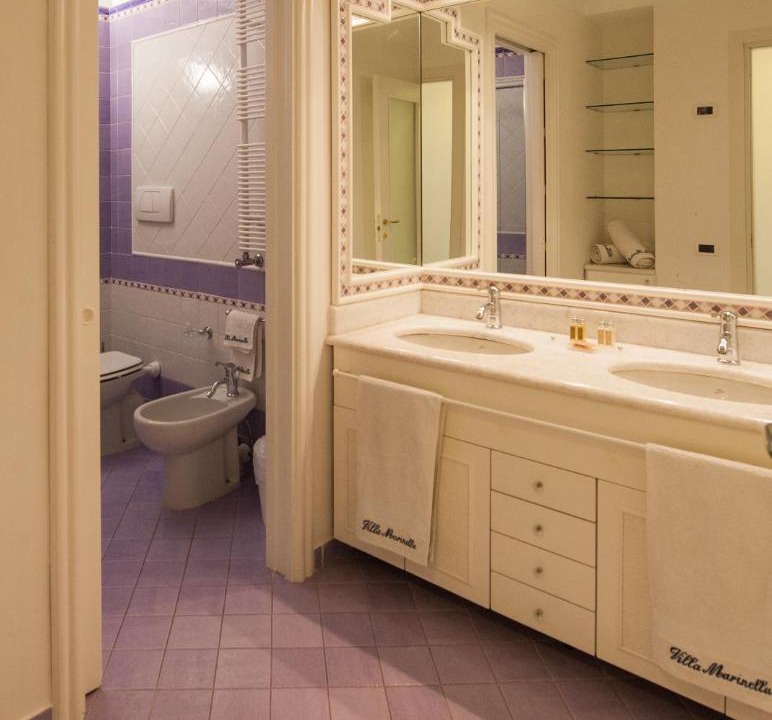 Photo of Bathroom in Casamicciola Terme
