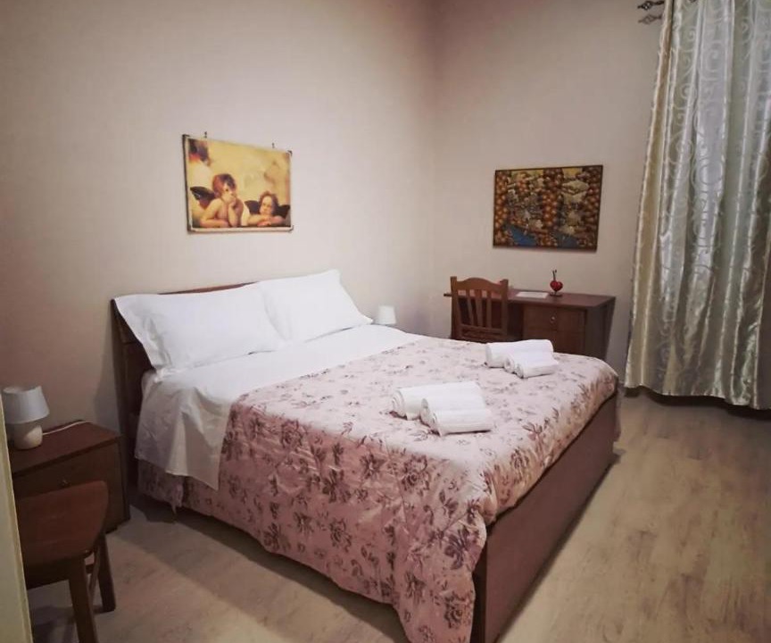 Photo of Bedroom in Secondigliano