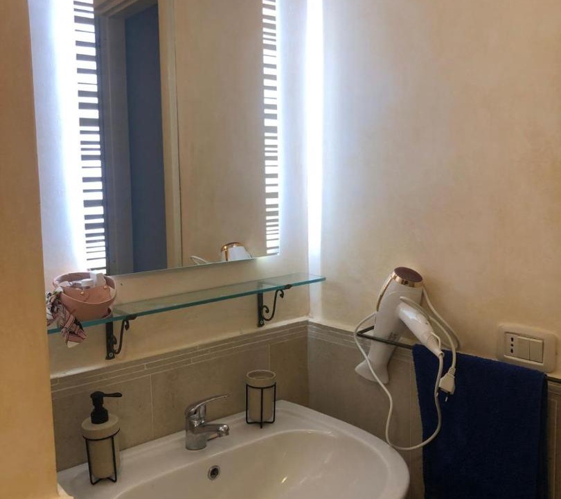 Photo of Bathroom in Castelmauro